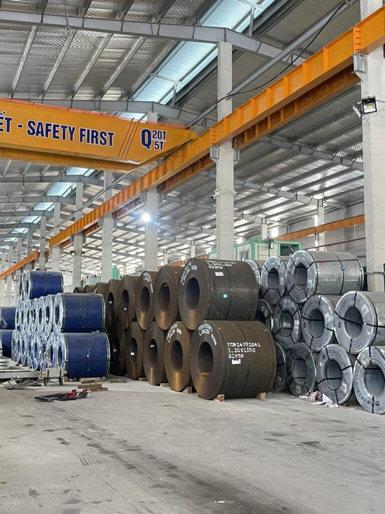 Thép cán nóng – Vật liệu không thể thiếu trong ngành xây dựng