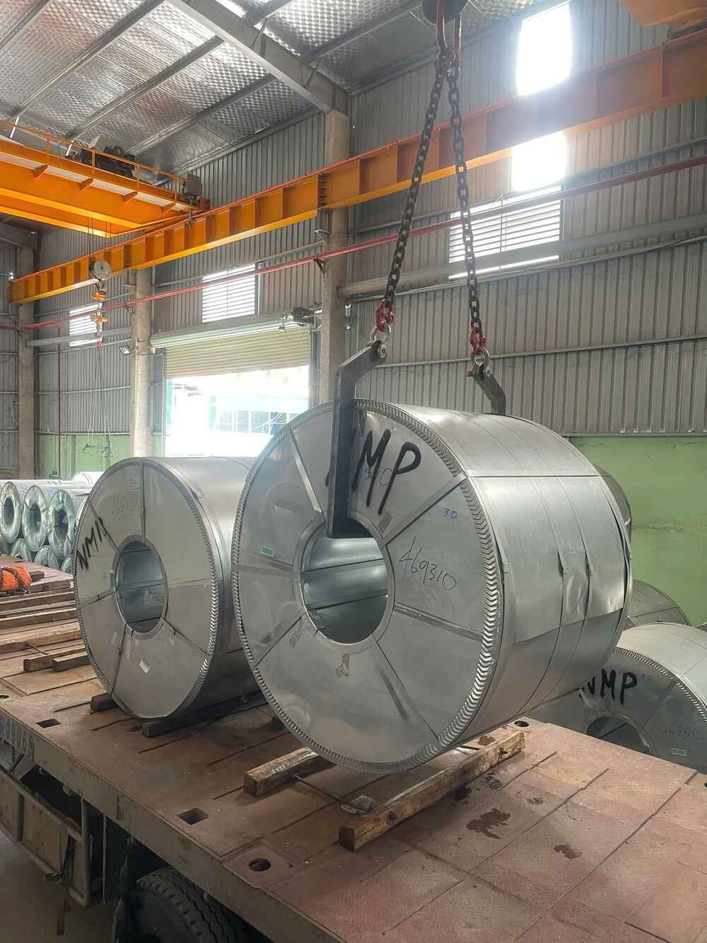 Thép Tấm SM490YA - 3 Lưu Ý Quan Trọng Khi Khoan Và Taro